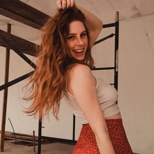 Meet your Posher, Macy